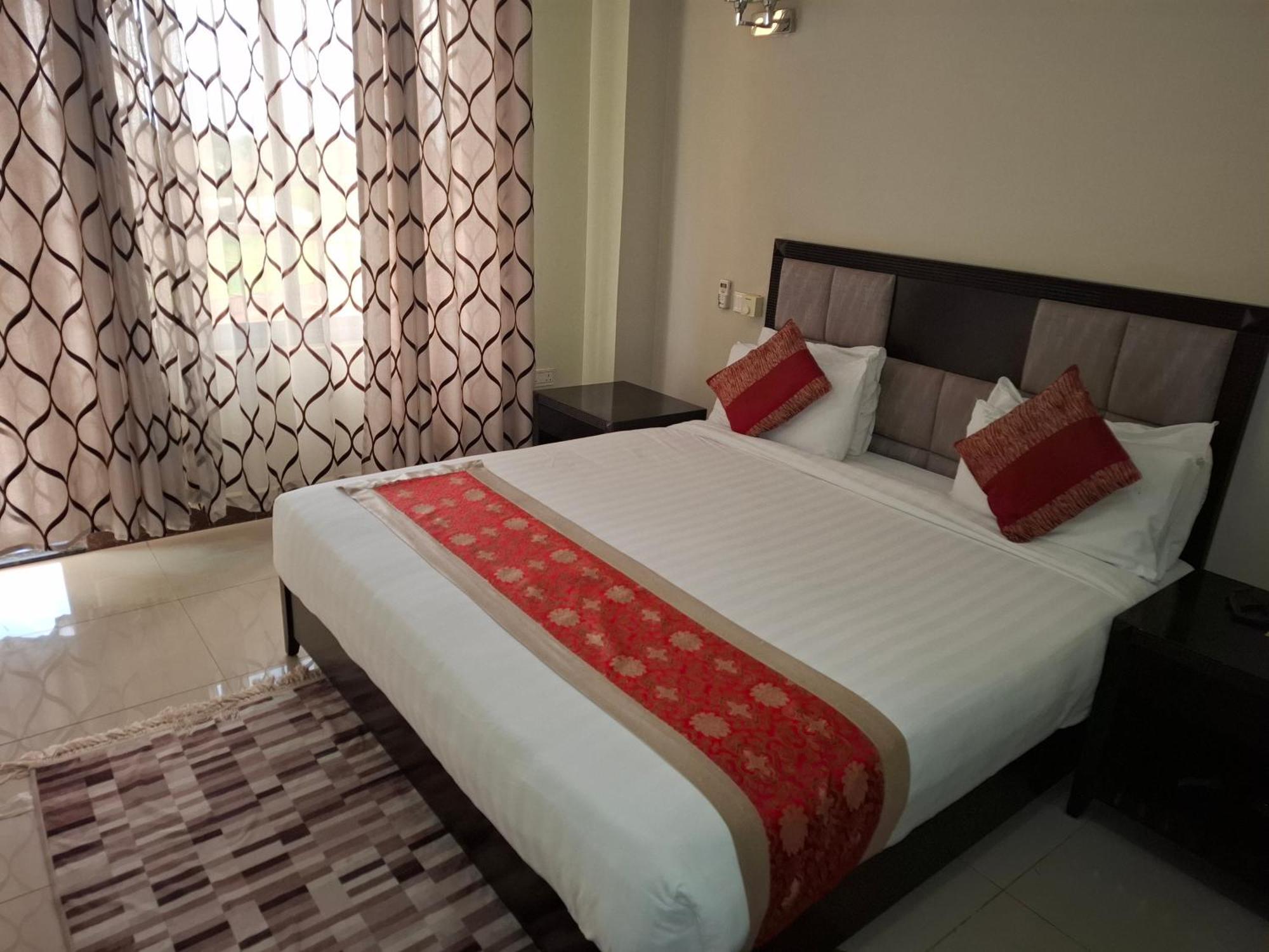 Flomi Hotel Morogoro Экстерьер фото