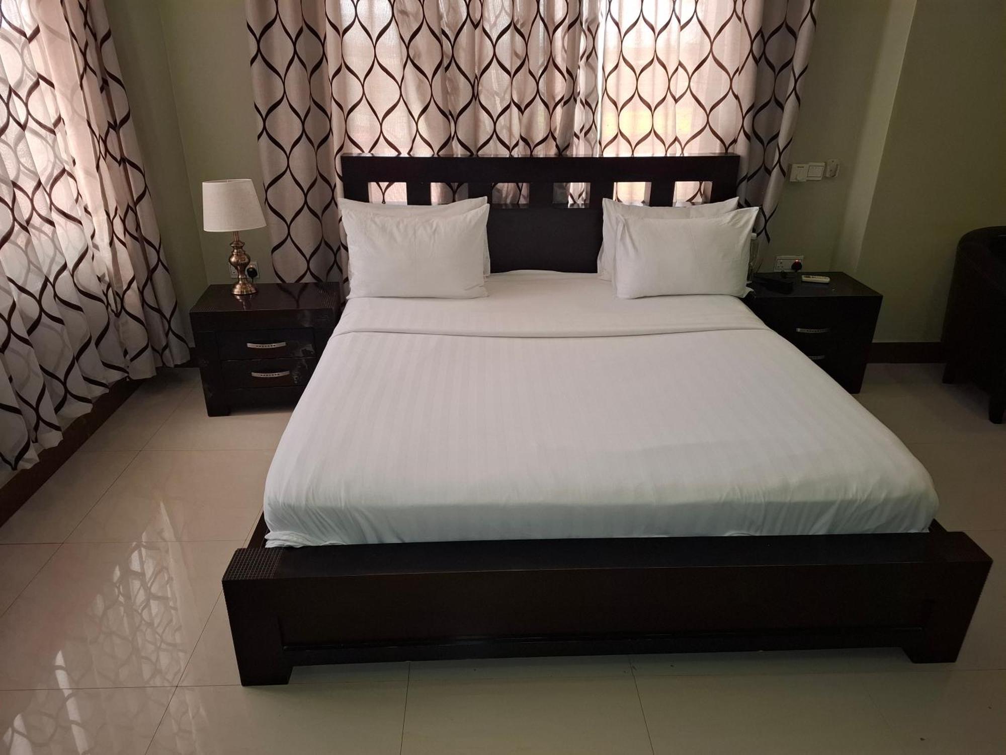 Flomi Hotel Morogoro Экстерьер фото