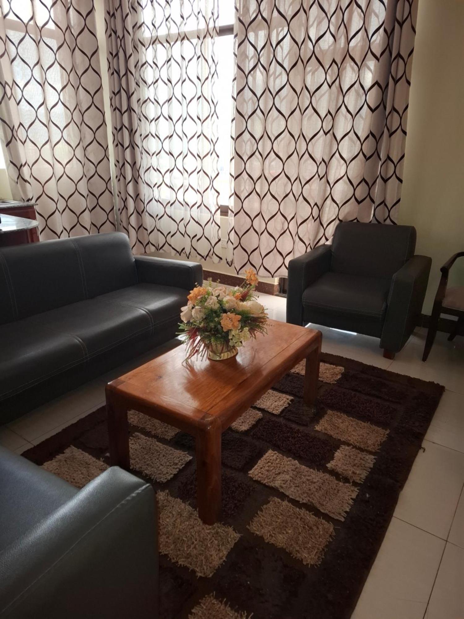 Flomi Hotel Morogoro Экстерьер фото